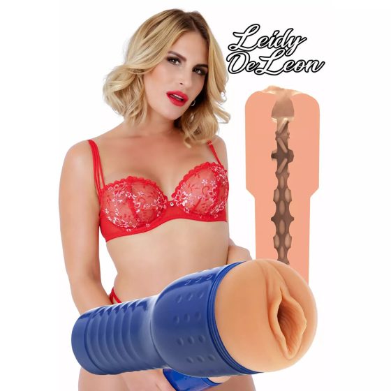Private Leidy de Leon punci maszturbátor