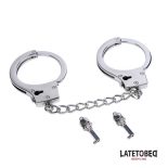   LateToBed - ezüstszínű cinkötvözet csuklóbilincs (218 gramm)