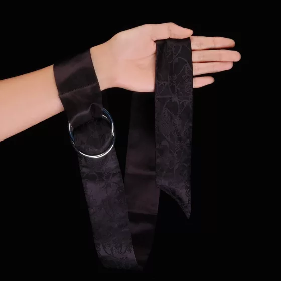 Lelo Boa Pleasure Ties selyem kötöző szalag (fekete)
