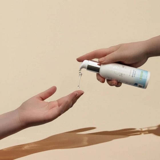 EasyGlide Sensitive vízbázisú síkosító (150 ml)